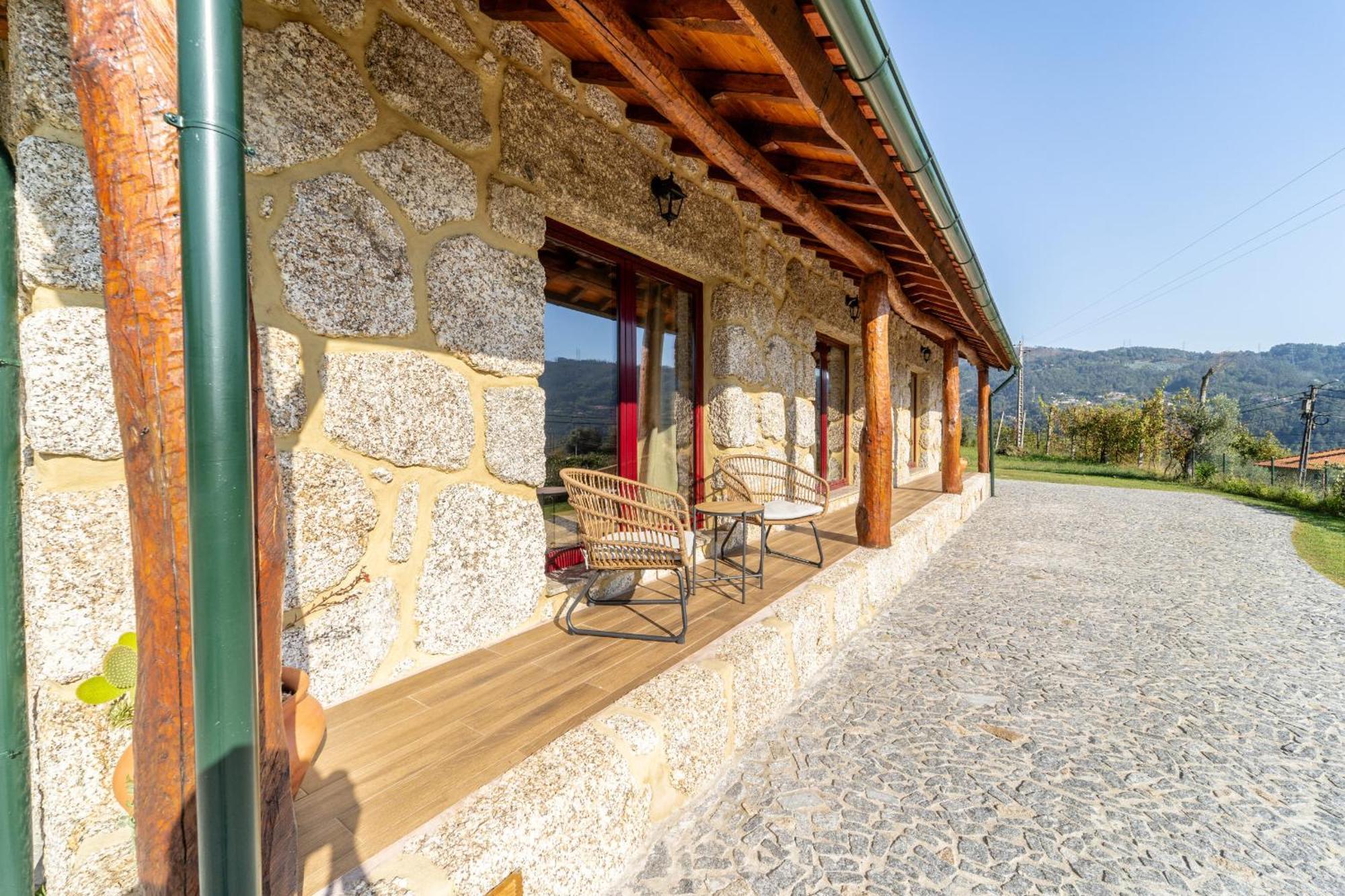 Assento Do Cavado By House And People Villa Valdosende Exterior photo
